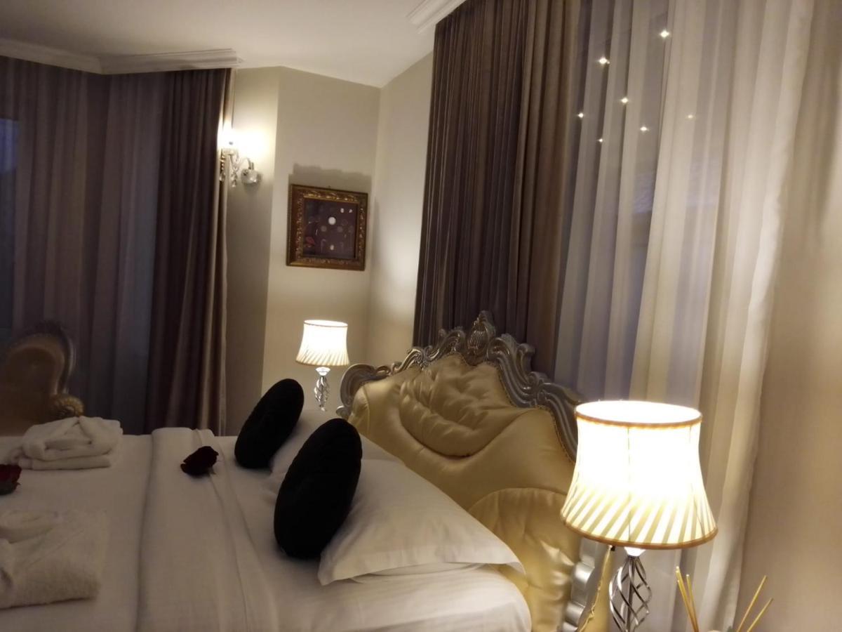 Hotel Casa Maria Roses Râșnov Zewnętrze zdjęcie