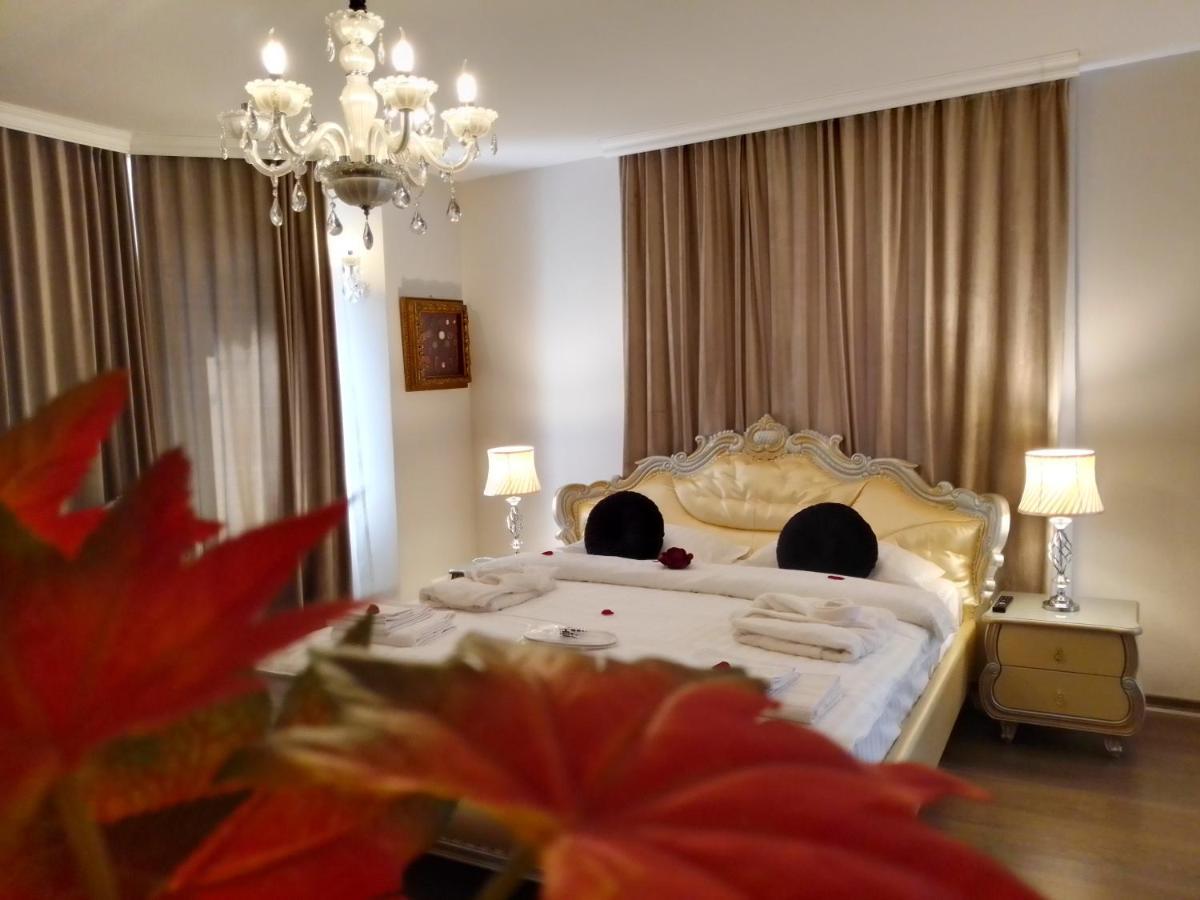 Hotel Casa Maria Roses Râșnov Zewnętrze zdjęcie