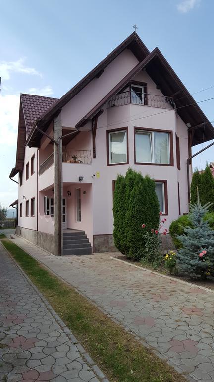 Hotel Casa Maria Roses Râșnov Zewnętrze zdjęcie